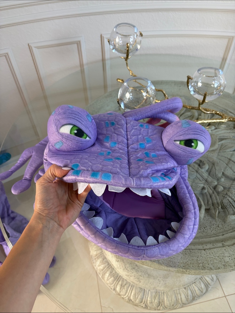 Disney and Pixar Monsters Inc Randall Costume (Men’s XL) 6ft tall and over - Picture 6 of 11